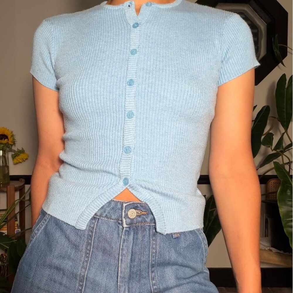 Princess Polly blue ribbed button front top